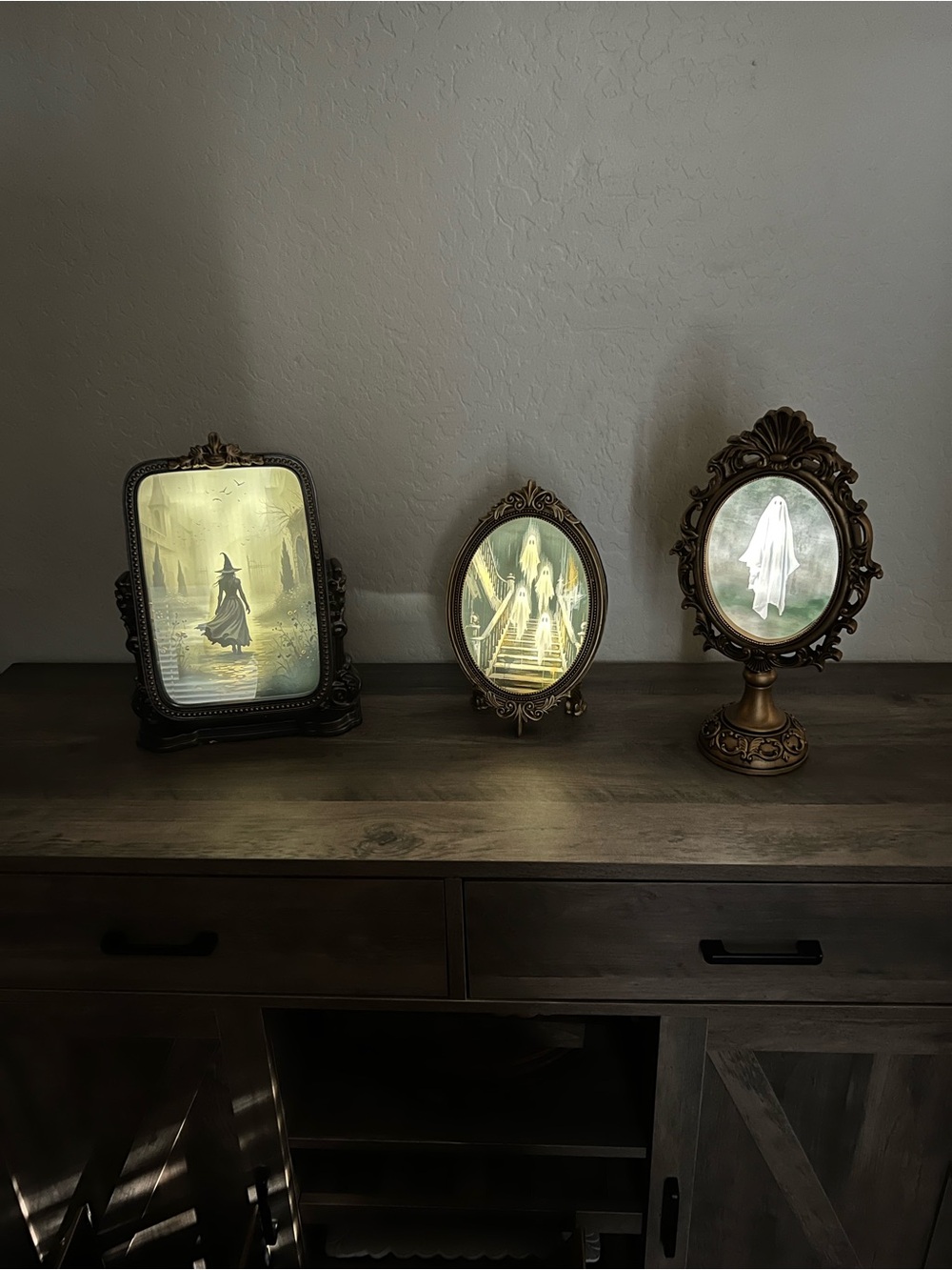 Martha Stewart Black and Gold Lighted Halloween Mirror with Ghost Design - Picture 10 of 10